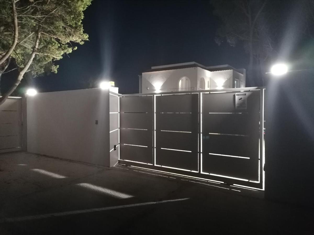 Villa Per Vacanze Isola Fanusa Kültér fotó