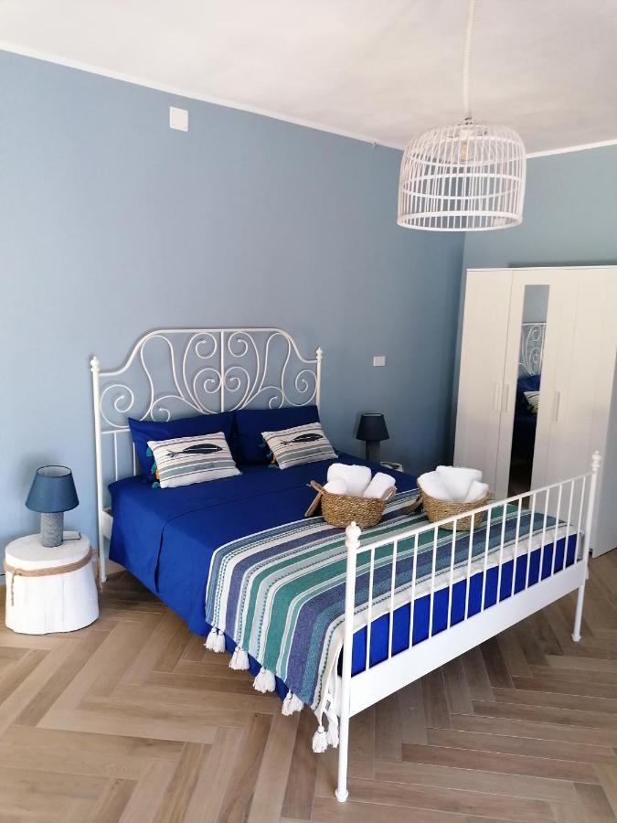 Villa Per Vacanze Isola Fanusa Kültér fotó