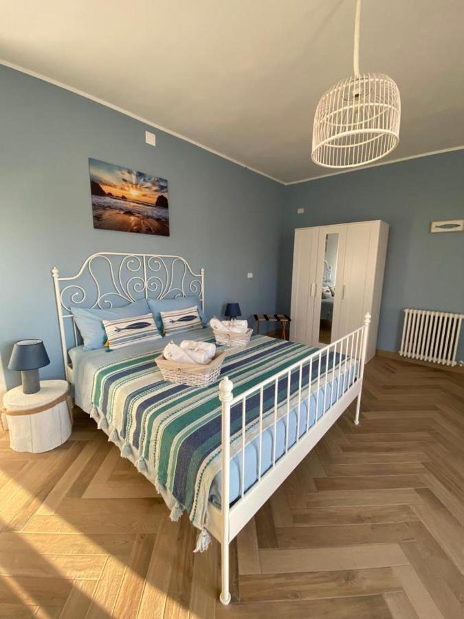 Villa Per Vacanze Isola Fanusa Kültér fotó