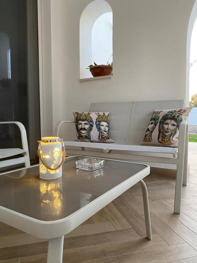 Villa Per Vacanze Isola Fanusa Kültér fotó
