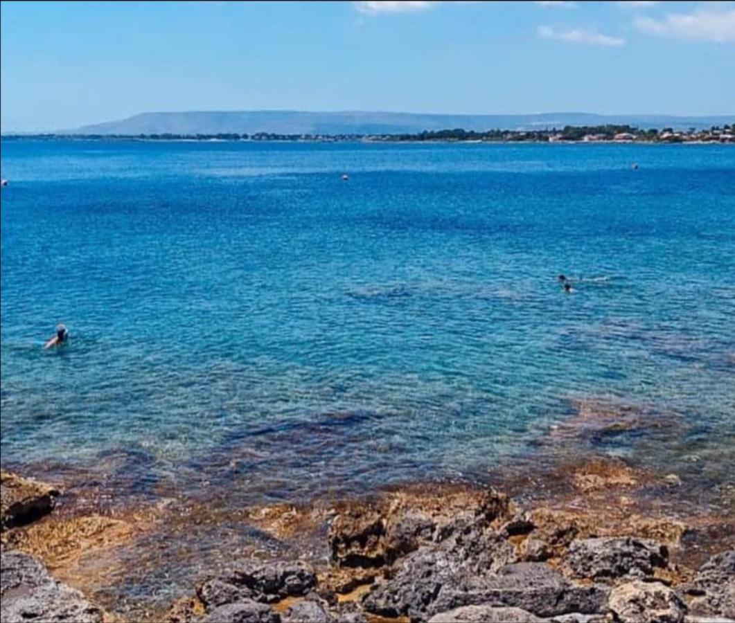 Villa Per Vacanze Isola Fanusa Kültér fotó